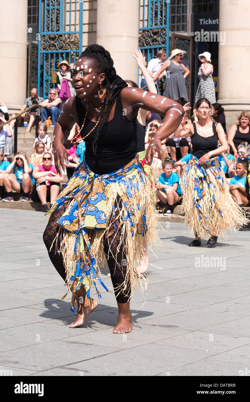 Chance to Dance in Sheffield on 13th July 2013. A fusion of different  dancing styles around the city centre Stock Photo - Alamy