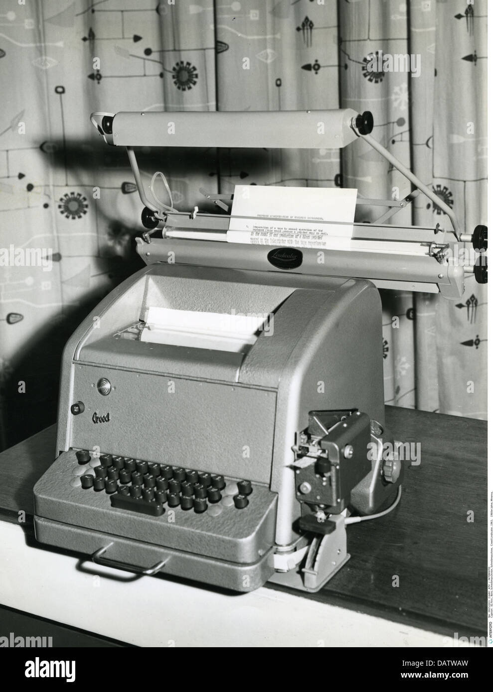 office, typewriters, typewriter, Creed Lindicalor, 1961, Additional