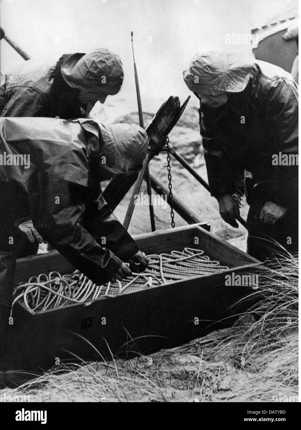 Transport Transportation Navigation Disasters Sea Rescue Rocket Launcher For Firing A Rocket Rope Deutsche Gesellschaft Zur Rettung Schiffbruechiger German Society For The Rescue Of Shipwrecked North Sea Coast Germany 1964 Additional