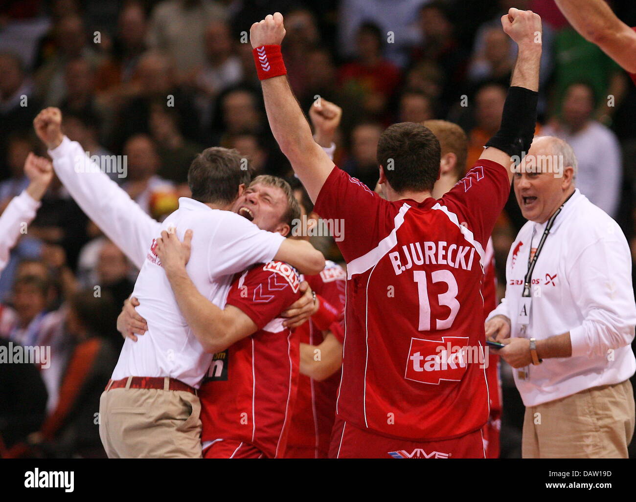 The Polish Players Cheers After Winning The 2007 Handball World The Polish Players Cheers After Winning The 2007 Handball World