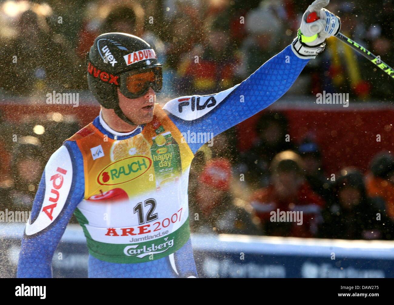Italian Patrick Staudacher celebrates winning the Men's Super G of the Alpine Skiing World Championships Aare, Sweden, Tuesday, 06 February 2007. Patrick Staudacher of Italy clinched the Super G title, Fritz Strobl of Austria was second, Bruno Kernen of Switzerland was third. EPA/STEPHAN JANSEN Stock Photo