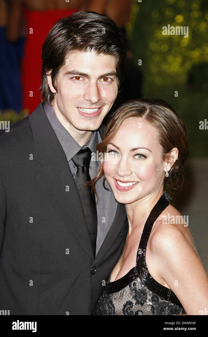 Courtney ford and brandon routh hires stock photography and images Alamy