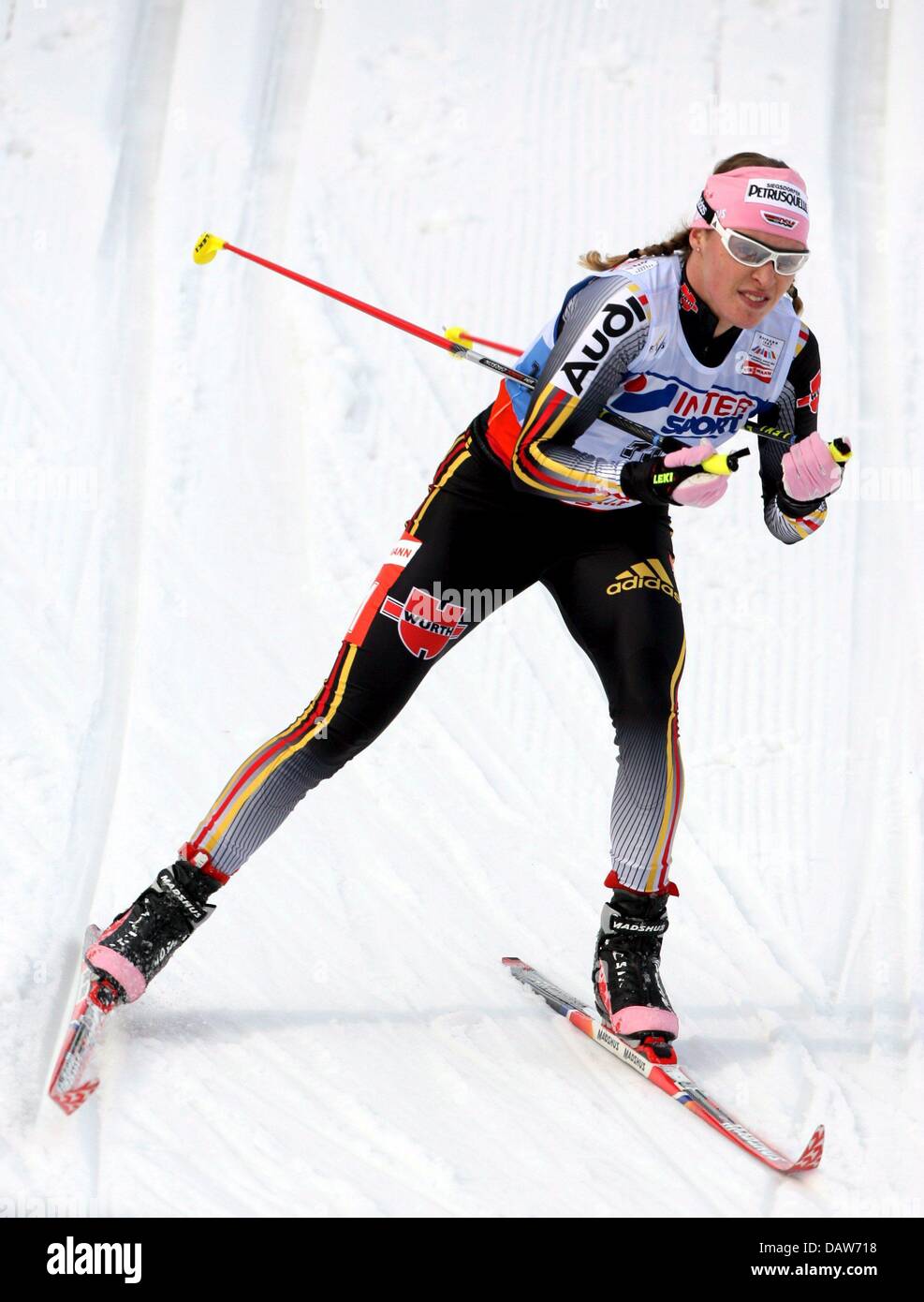 Evi Sachenbacher-Stehle of Germany competes during the 30 km Ladies' Cross-Country at the Nordic World Ski Championships in Sapporo, Japan, Saturday, 03 March 2007. Photo: Kay Nietfeld Stock Photo