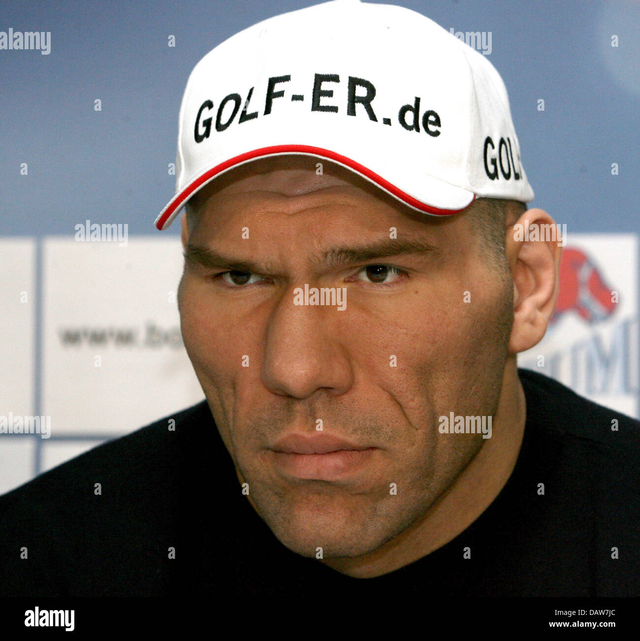 Heivy weight boxer Nikolai Valuev from Russia shown at a press conference at the Porsche Arena in Stuttgart, Germany, Tuesday, 6 March 2007. Reigning WBA World Champion Valuev wants to defend his title against Uzbek contender Chagaev in a fight on 14th April in Stuttgart. Photo: Norbert Foersterling Stock Photo