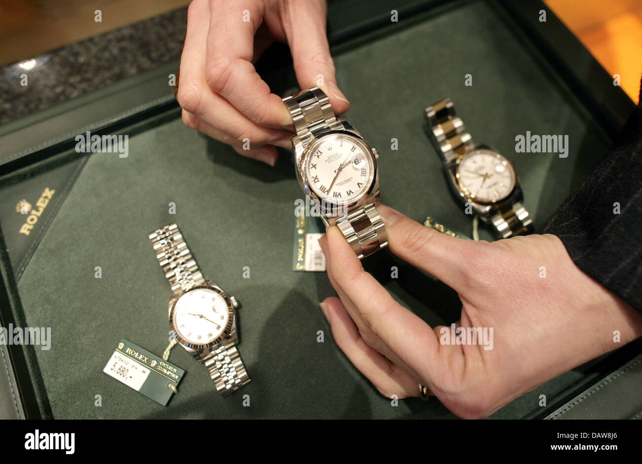 Nicole Blome-Hardorp presents a selection of Rolex luxury wrist watches in  the clock shop 'Uhren Blome' at the Koenigsallee in Duesseldorf, Germany,  Monday, 22 January 2007. Photo: Rolf Vennenbernd Stock Photo - Alamy