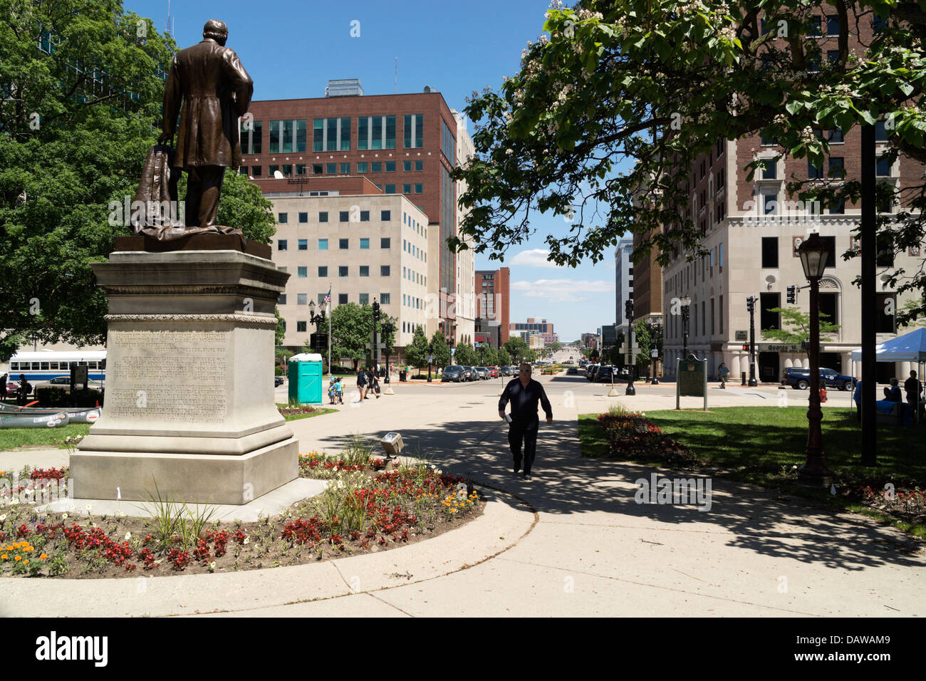 Lansing michigan downtown skyline hires stock photography and images Alamy