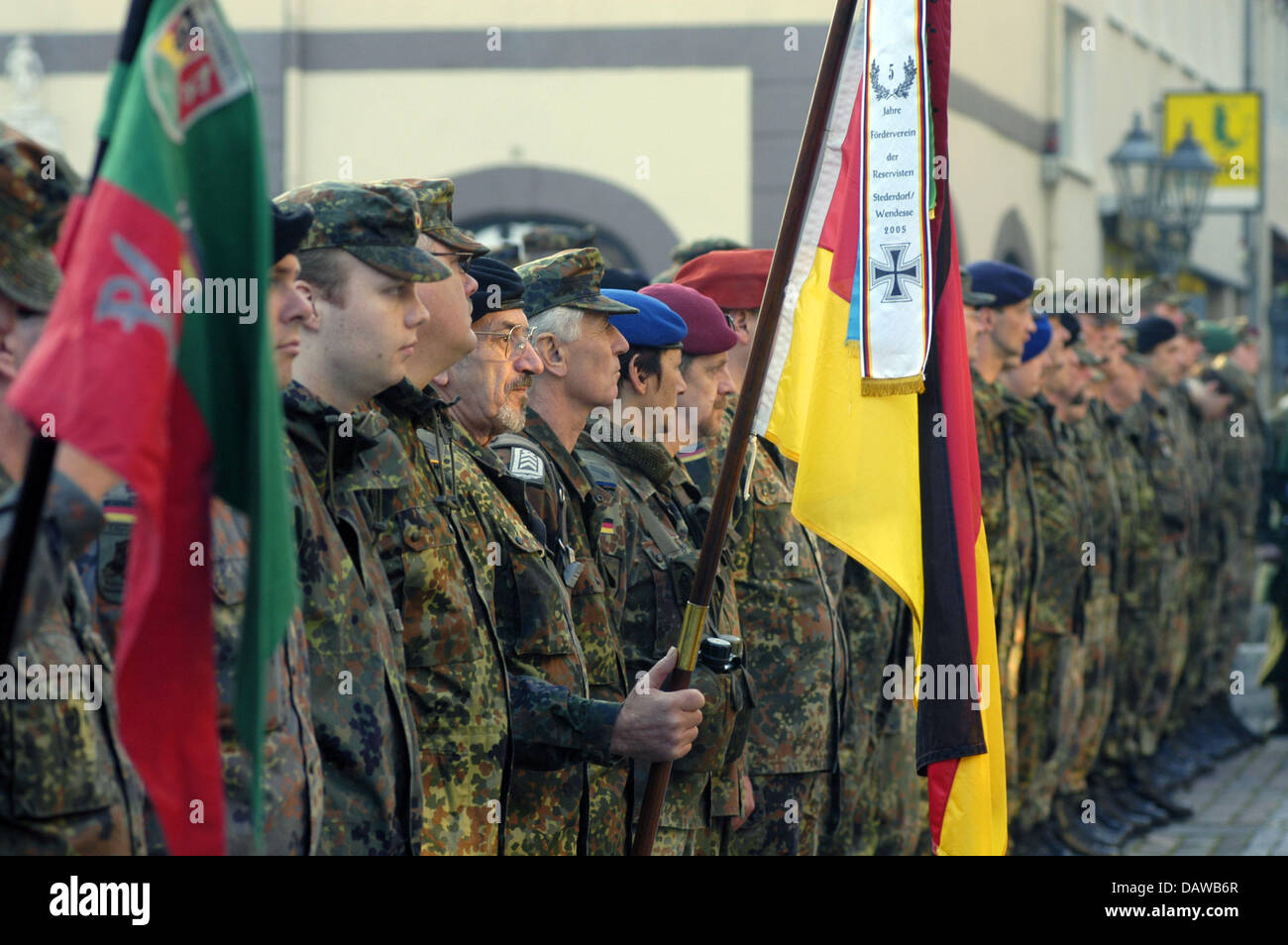 Bundeswehr soldiers 2005 hi-res stock photography and images - Alamy