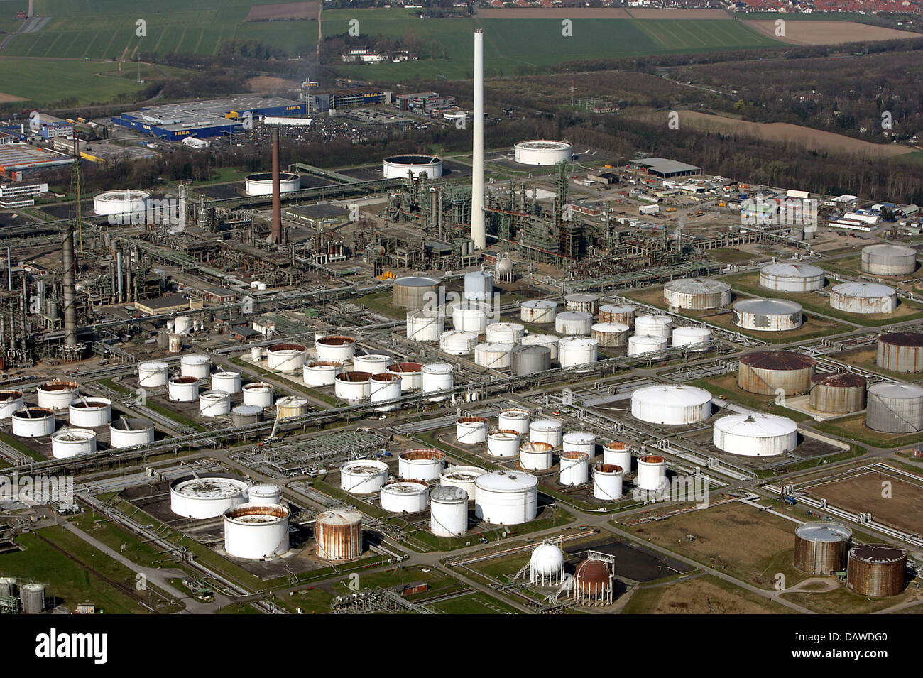 Shell-Raffinerie in Wesseling - Beseitigung des Kerosin-Sees wird