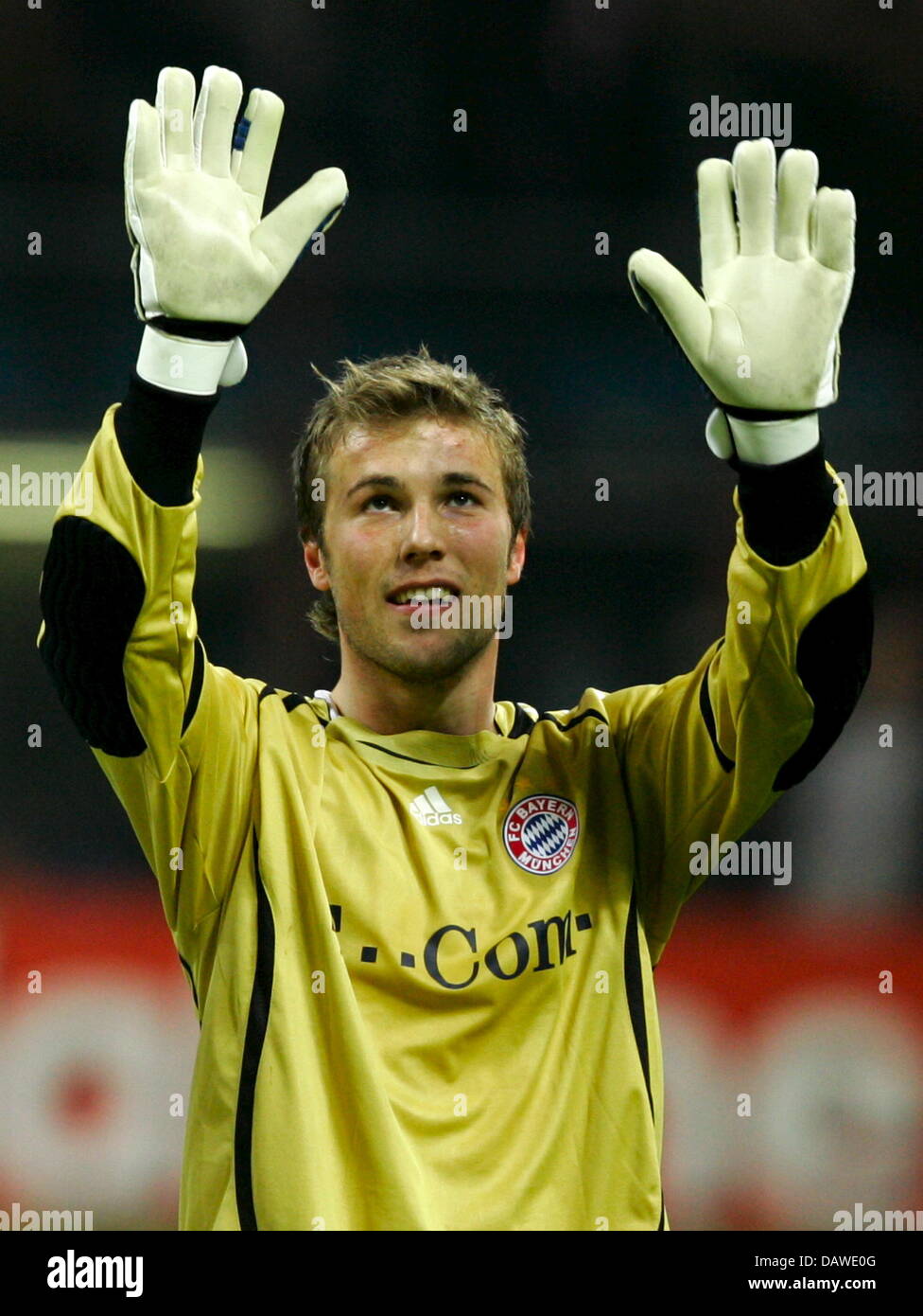Michael Rensing Bayern Milan 2007 champions league final hi-res stock photography and images ...