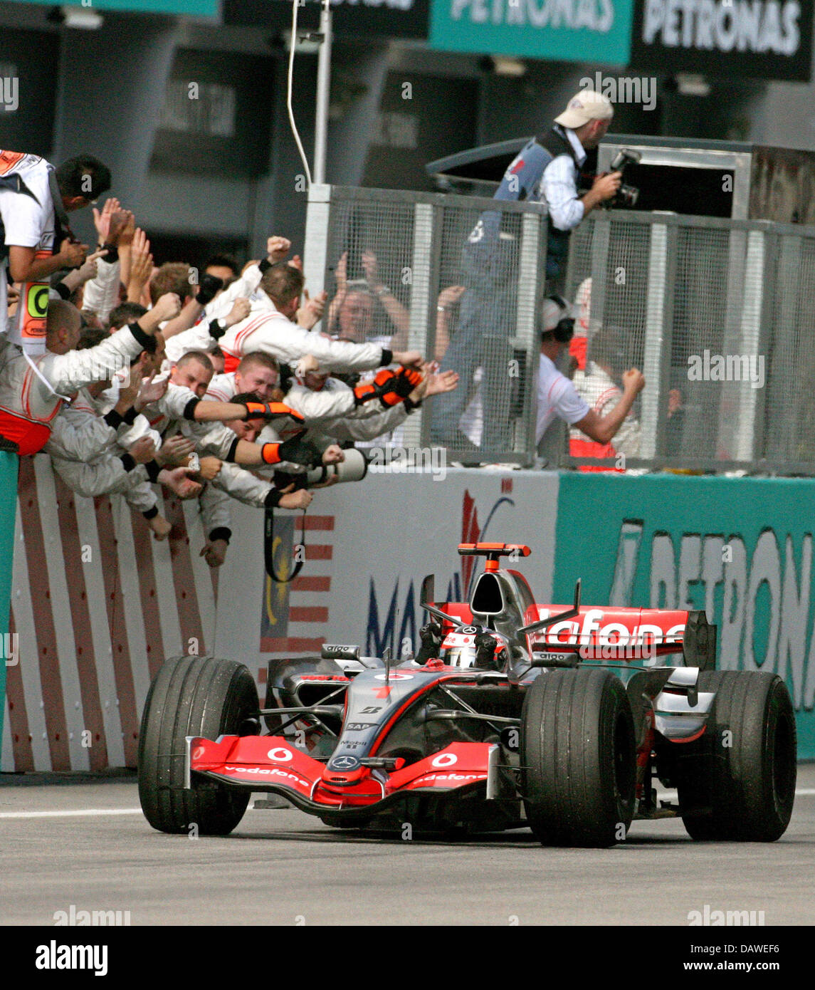 fernando alonso mclaren mercedes