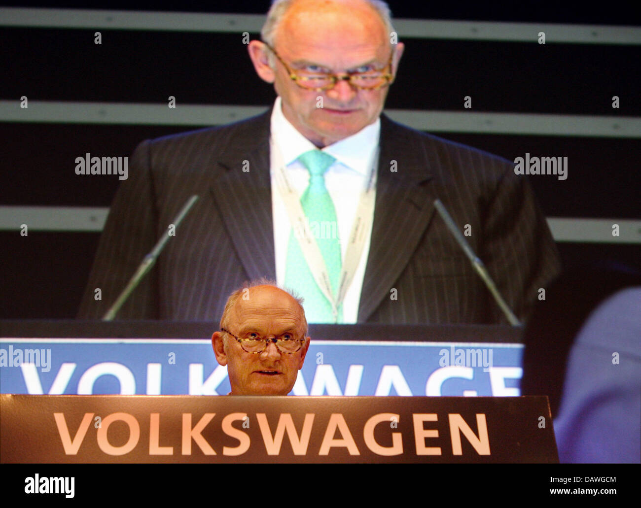Ferdinand Piech, chairman of the supervisory board of Volkswagen AG, gives a speech at the opening of the VW general meeting in Hamburg, Germany, Thursday 19 April 2007. The profit of automobile manufacturer VW more than doubled during the first quarter of 2007 as compared to the same period  in 2006. Assets amount to 740 million euros. Piech shall return to the supervisory board a Stock Photo