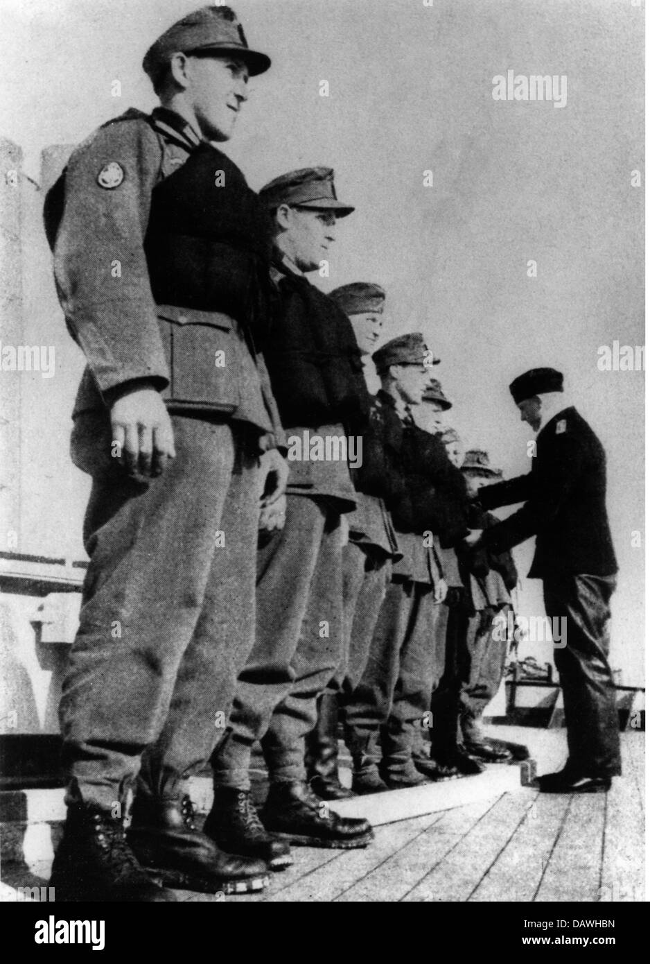 events, Second World War / WWII, Norway, embarkation of German soldiers for the deployment in Norway, members of the 3rd Gebirgsdivision (mountain infantry division) on board of a warship, early April 1940, examination, Additional-Rights-Clearences-Not Available Stock Photo