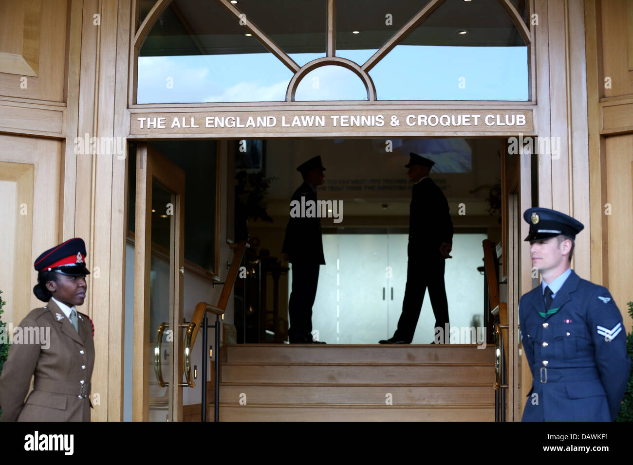 All england lawn tennis and croquet club aeltc hi-res stock photography ...