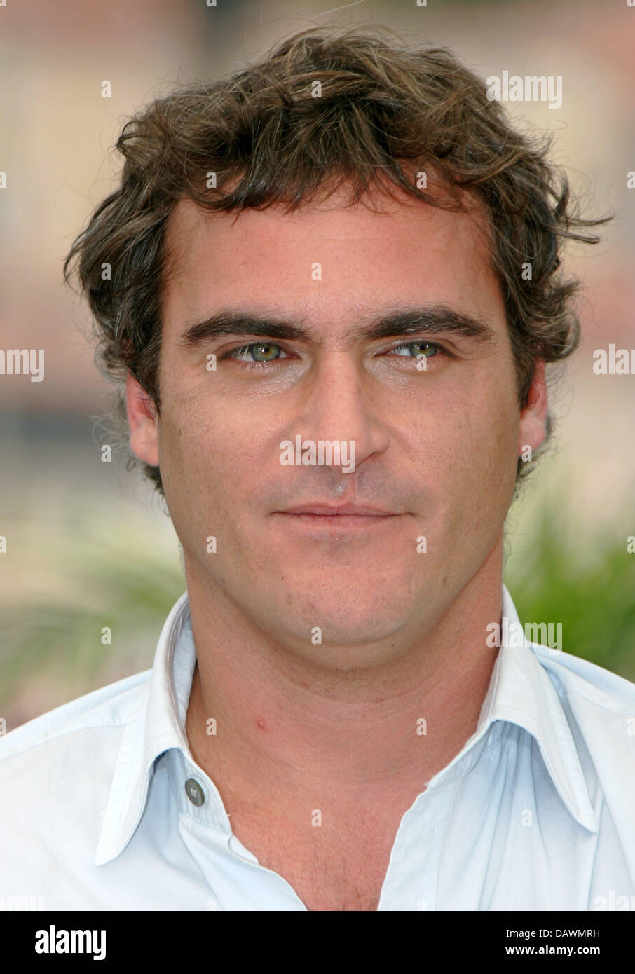 US actor Joaquin Phoenix pictured at a photocall to the filme 'We own the Night' running in competition at the 60th Cannes Film Festival in Cannes, France, 25 May 2007. Photo: Hubert Boesl Stock Photo