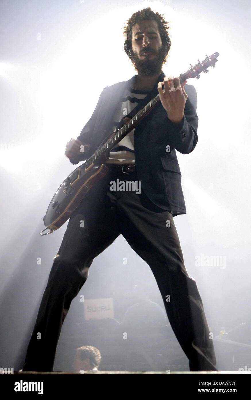 Brad Delson of US rock band Linkin Park pictured during a show in Hamburg, Germany, 27 May 2007. The band continues their German tour with the festivals Rock am Ring and Rock im Park on 01 and 02 June. Photo: Sebastian Widmann Stock Photo