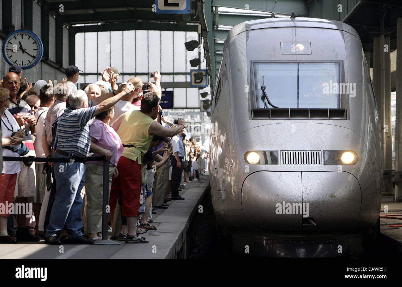 People Welcome The French Highspeed Train Tgv Arriving To Stuttgart Stock Photo Alamy