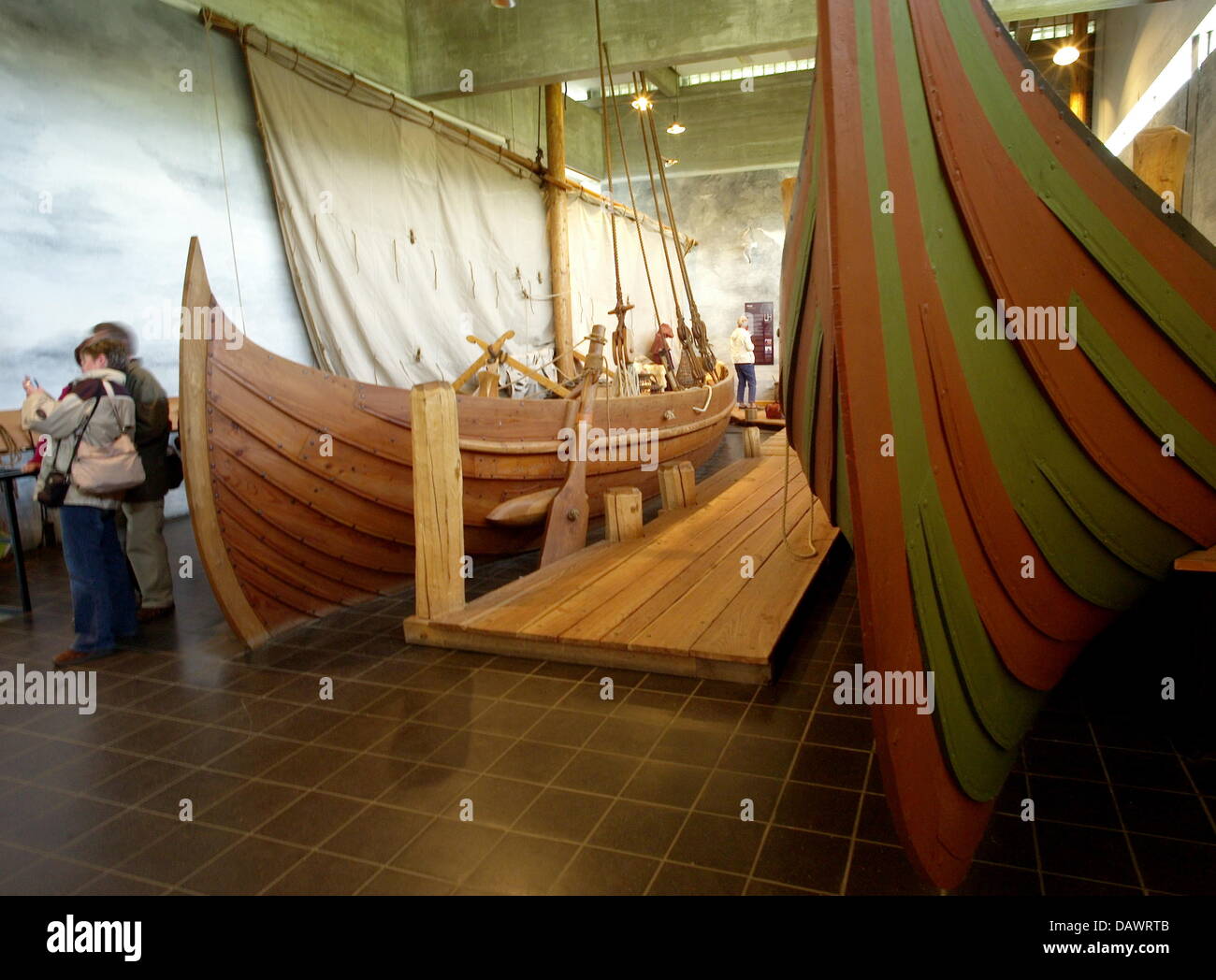 Reconstructed Viking ships of the 11th century, discoverd in the Roskilde fjord in 1962, are presented in the ship hall of the museum for Viking ships in Roskilde, Denmark, 22 May 2007. Shipbuilding and seafaring of the Vikings are presented in the museum that has its own wharf and an archaeological workshop and offers Viking ship boat trips in the summer. Photo: Maurizio Gambarini Stock Photo