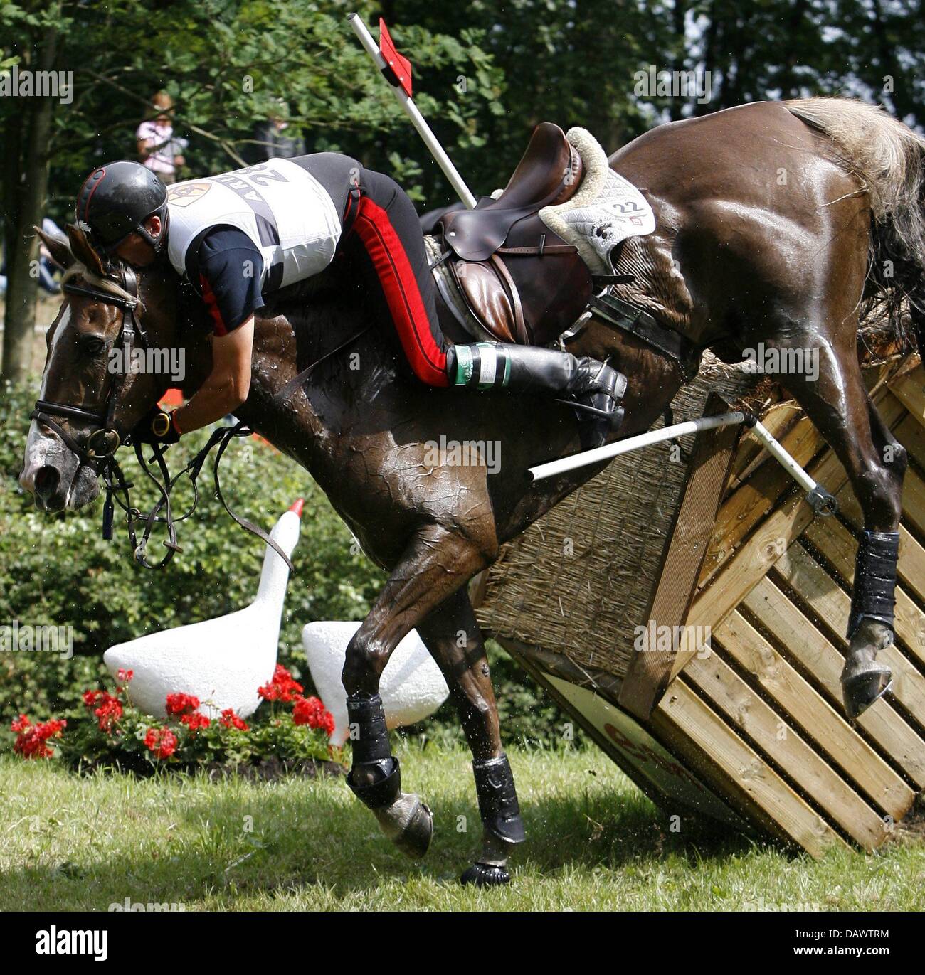 Italian equestrian Stefano Brecciaroli and his horse 'Cappa Hill' fail