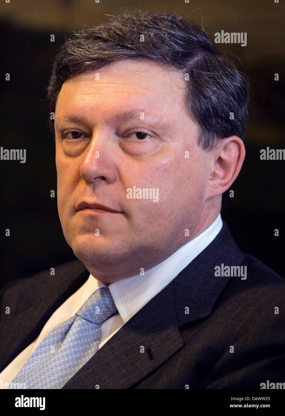 Russian economist Grigory Yavlinski pictured at a press conference on