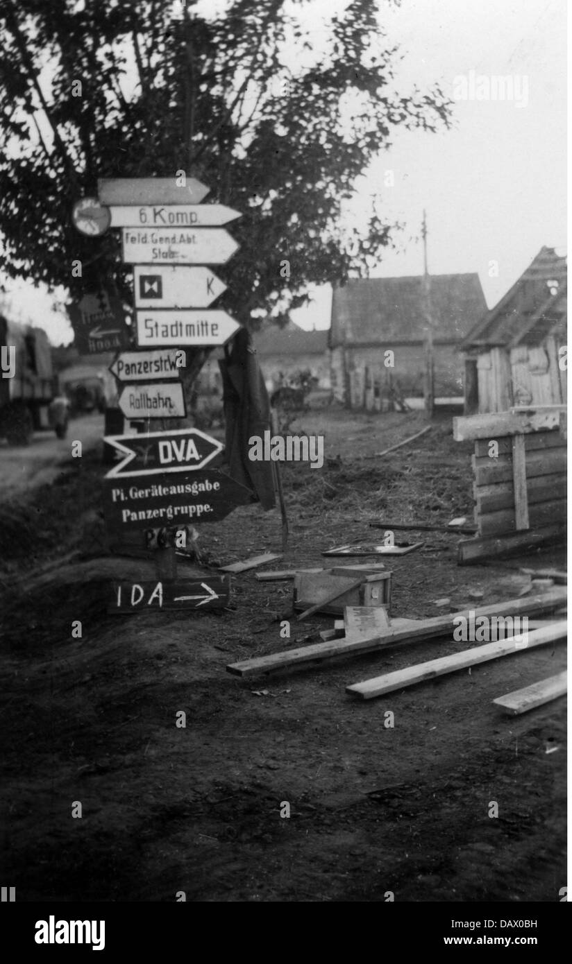 Second World War / WWII, Soviet Union, summer 1941, signpost on a road in the Ukraine, signs indicating directions to German military units, 1st Panzer Army, Army Group South, Ukraine, Additional-Rights-Clearences-Not Available Stock Photo