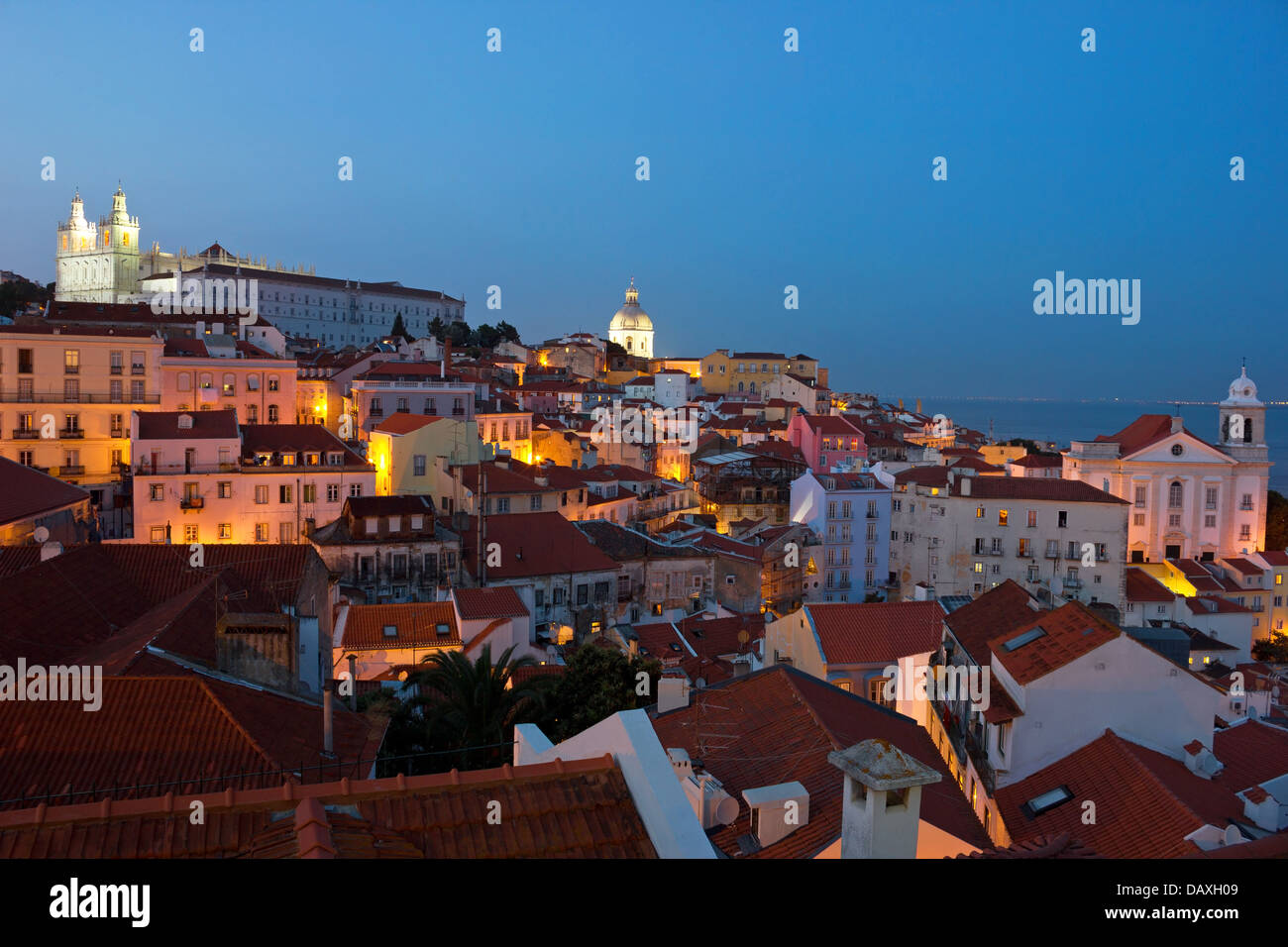 Old portuguese street lights hi-res stock photography and images - Alamy