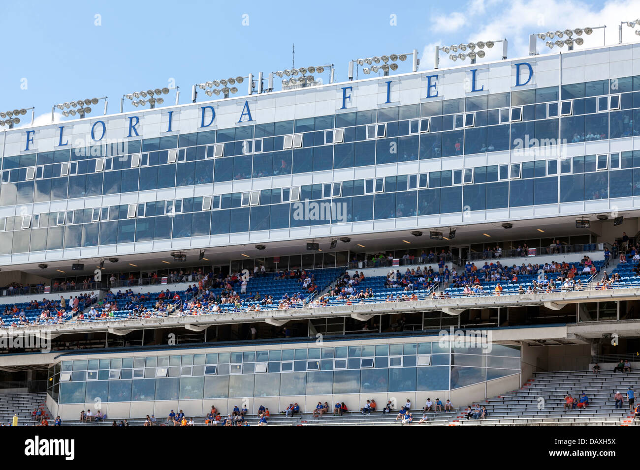 Box seats hi-res stock photography and images - Alamy