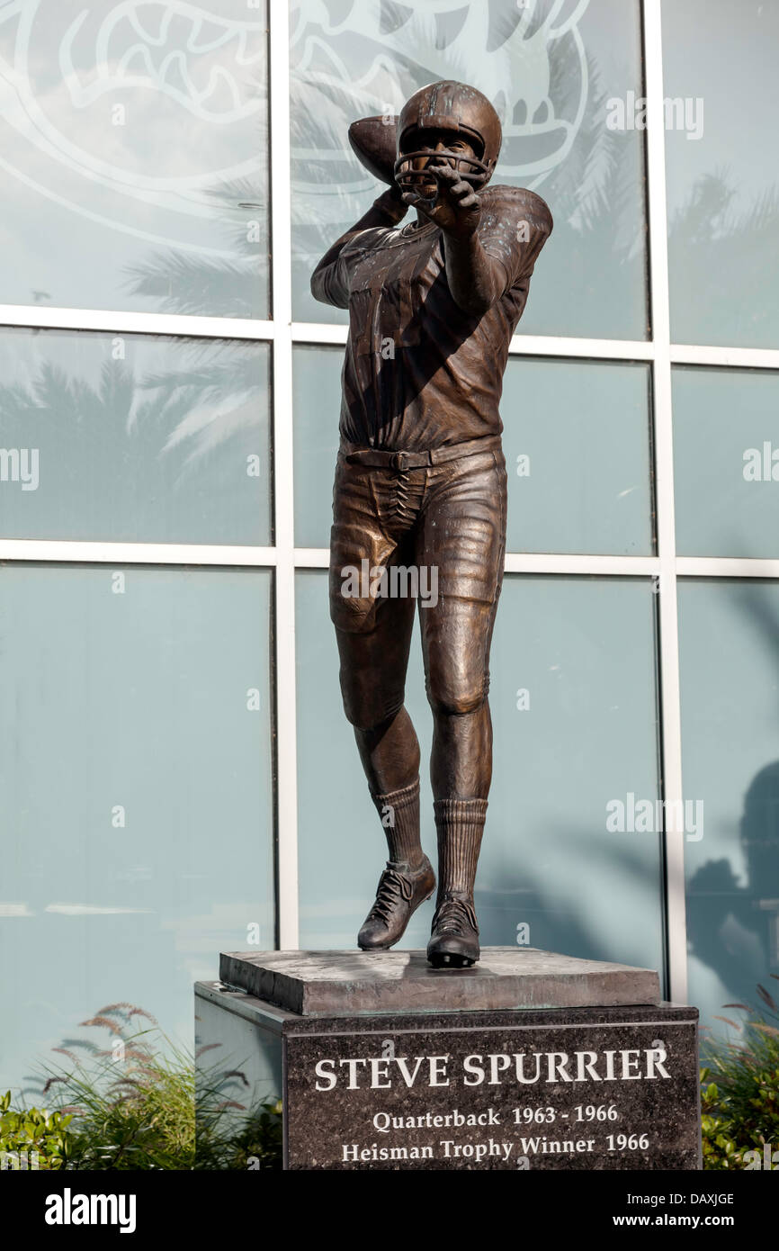 Bronze statue of Steve Spurrier, Heisman trophy winner ...