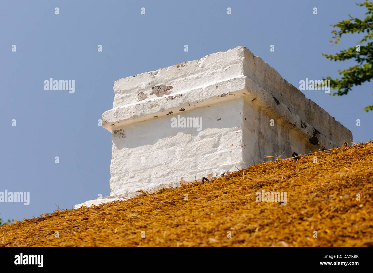 Chimney of an old Irish thatched cottage Stock Photo Alamy