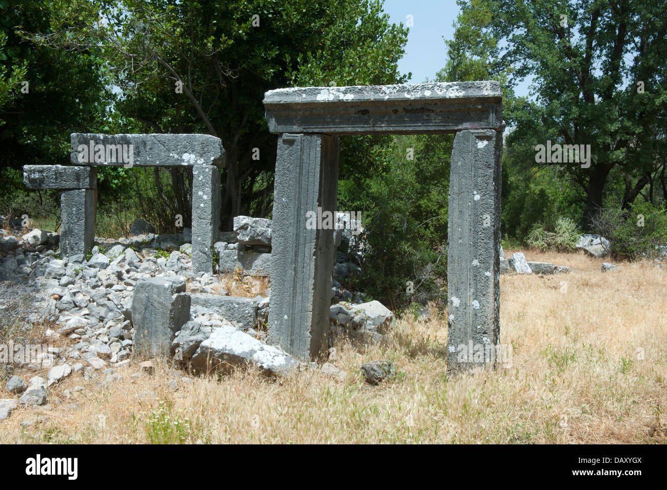 Türkei, Dodurga westlich von Fethiye, antike Stadt Sydima, Eingänge zu Wohnhäusern Stock Photo