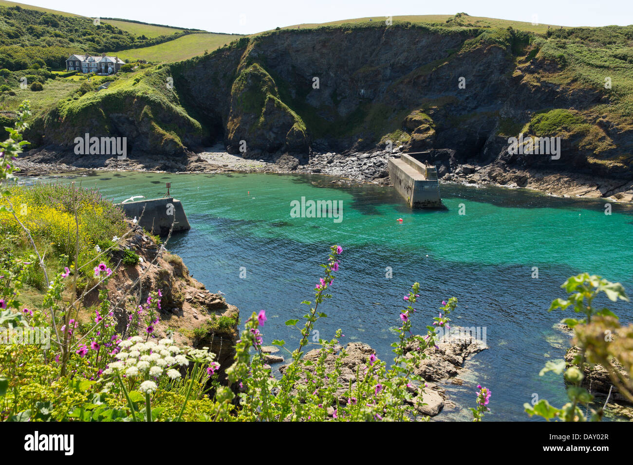 Port Isaac Sign Entrance to Port Isaac harbour in Cornwall England UK, the beautiful ...