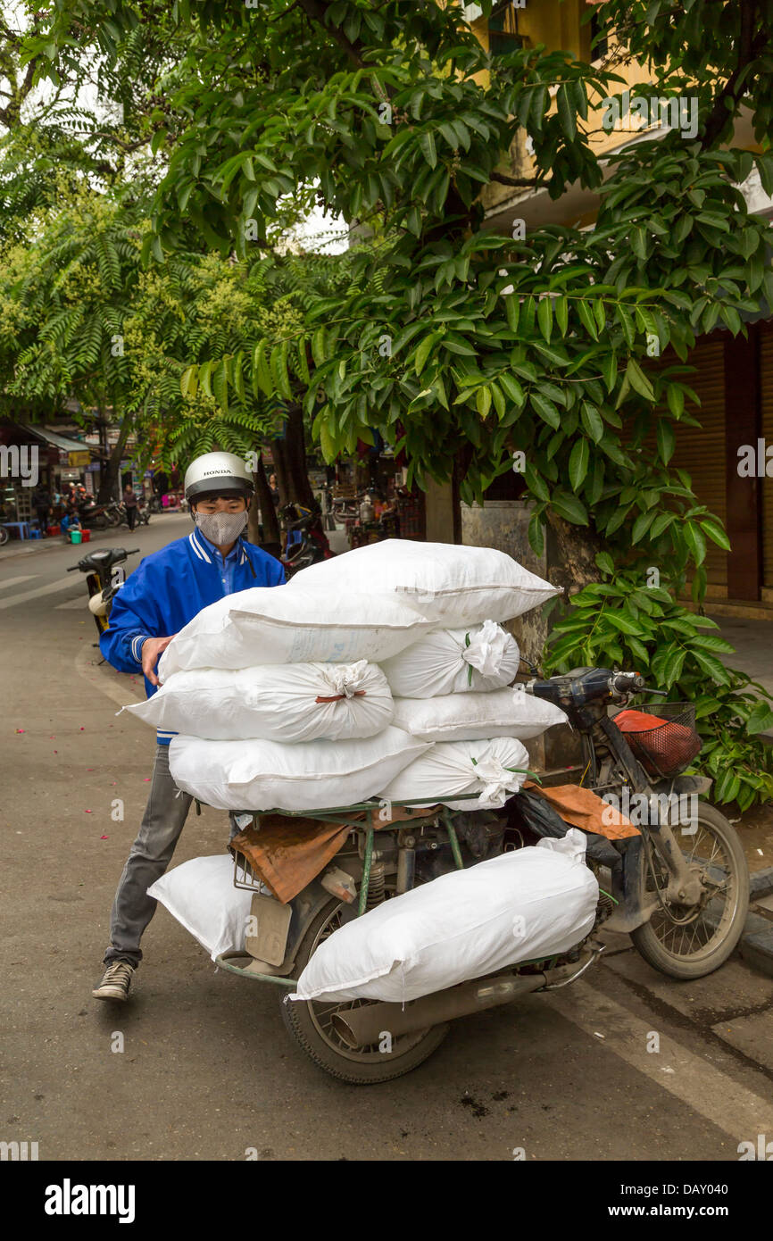 Motorbike delivery hires stock photography and images Alamy