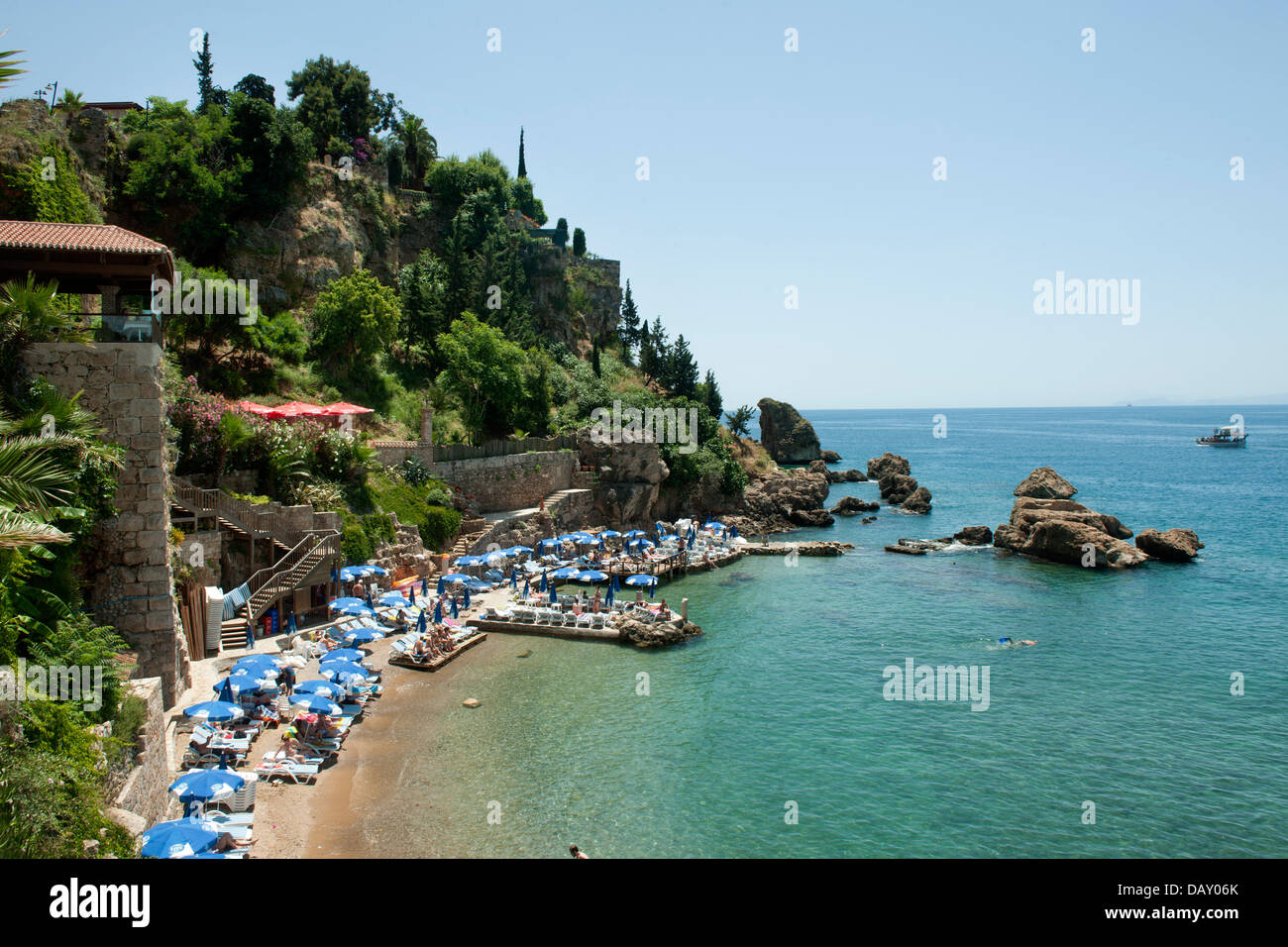 Türkei, Antalya-Stadt, Altstadt, Mermerli-Strand Stock Photo