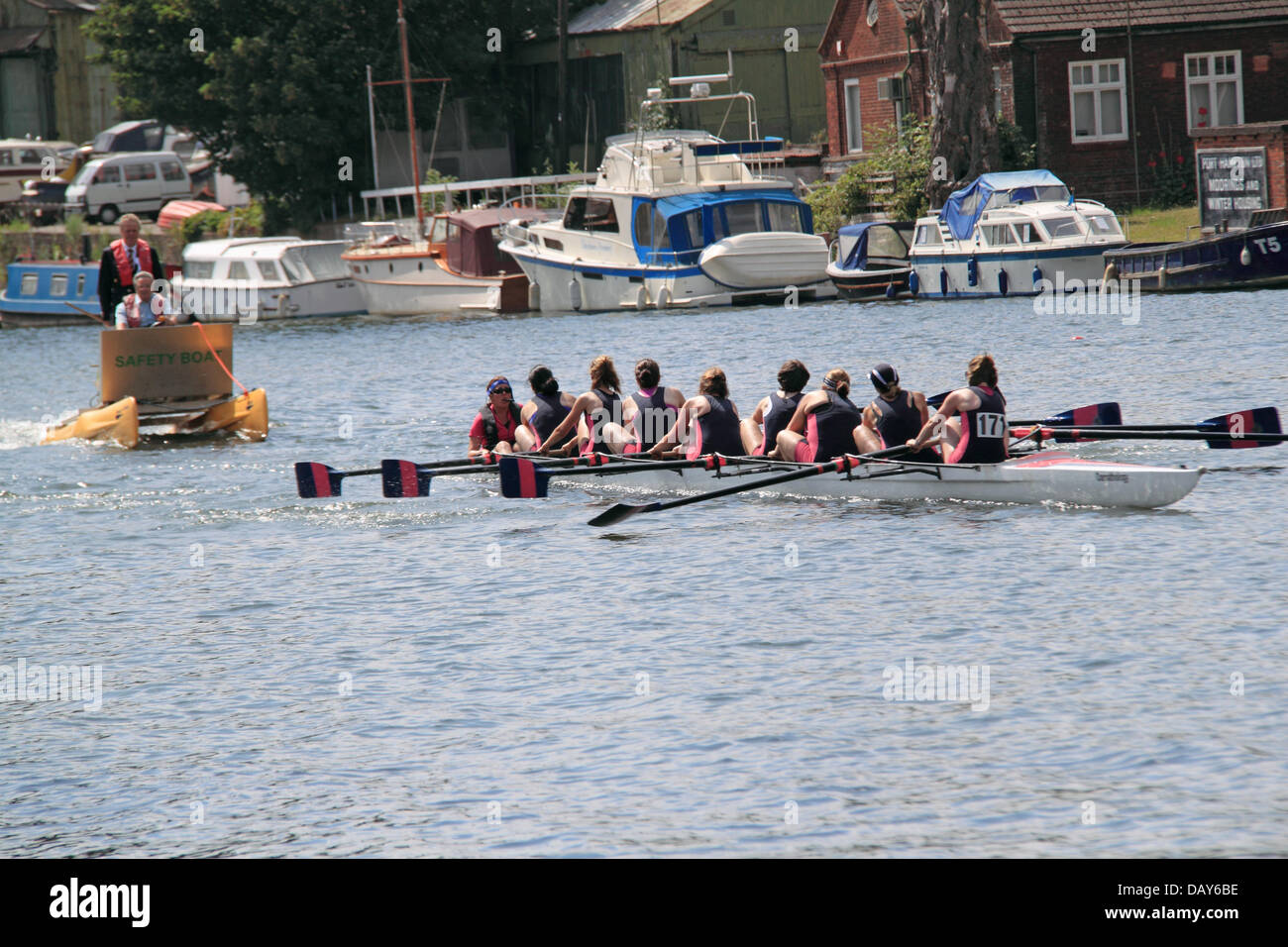 Twickenham Rowing Club women's coxed eight at Molesey Amateur Regatta, 20th July 2013, River Thames, Hurst Park Riverside, East Molesey, near Hampton Court, Surrey, England, Great Britain, United Kingdom, UK, Europe Credit:  Ian Bottle/Alamy Live News Stock Photo