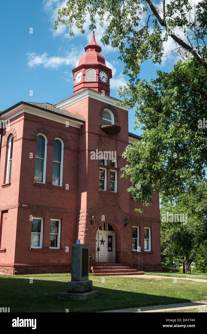 Old Prince William County Courthouse, Lee Avenue, Manassas, Virginia