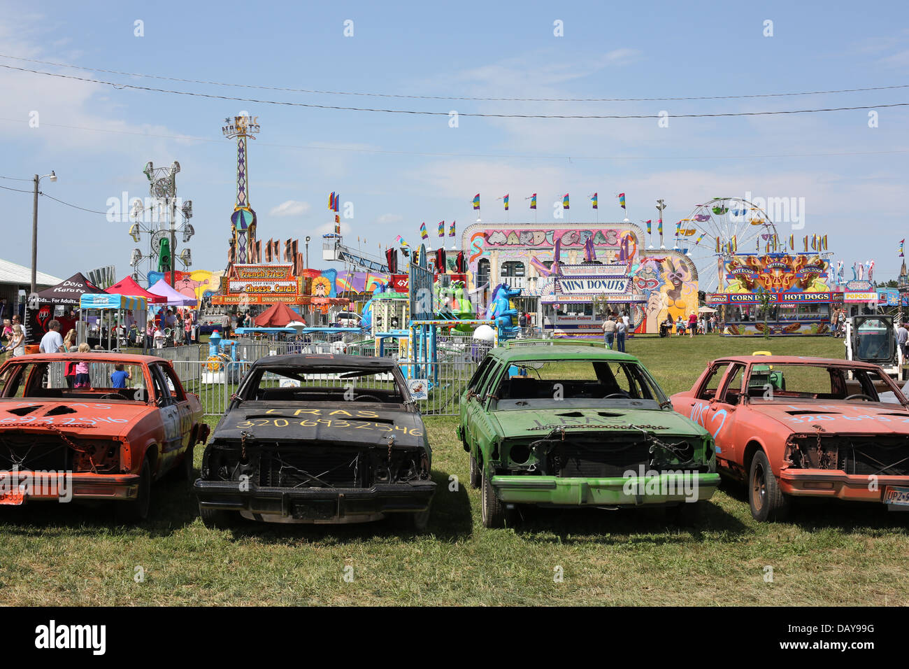 Cars Lined Up High Resolution Stock Photography And Images Alamy Cars Lined Up High Resolution Stock Photography And Images Alamy