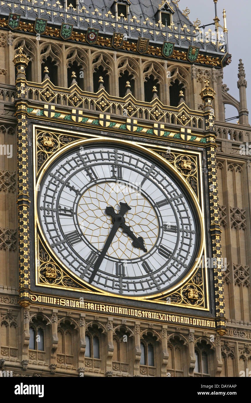 Big clock london grossfaith