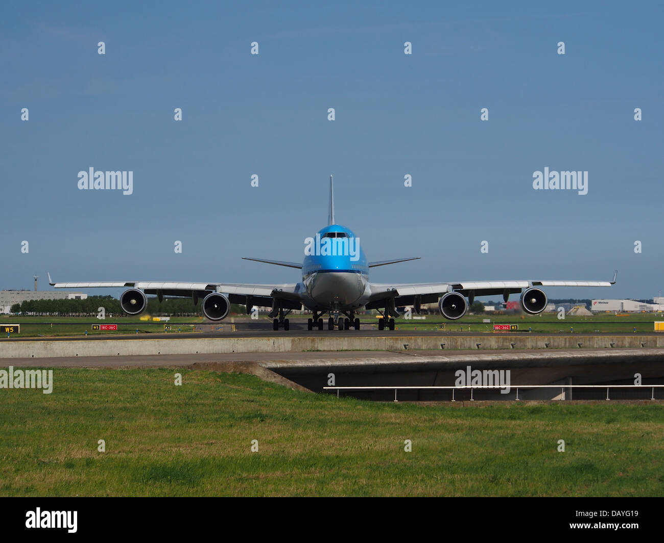 PH-BFF KLM Royal Dutch Airlines Boeing 747-406(M) - cn 24202 1 Stock Photo