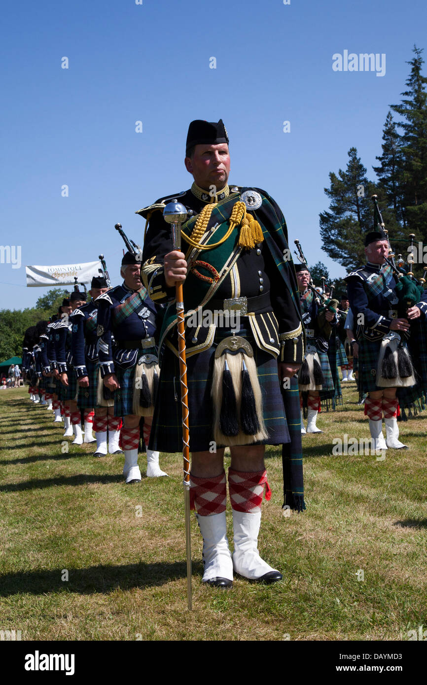 Jamieson best sale tartan kilt