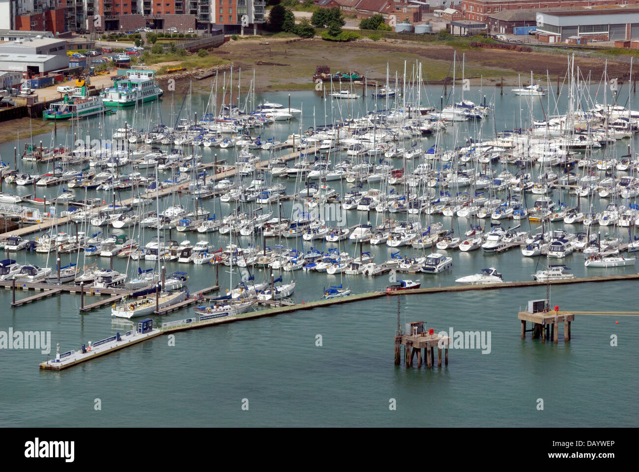 Gosport yacht marina hires stock photography and images Alamy