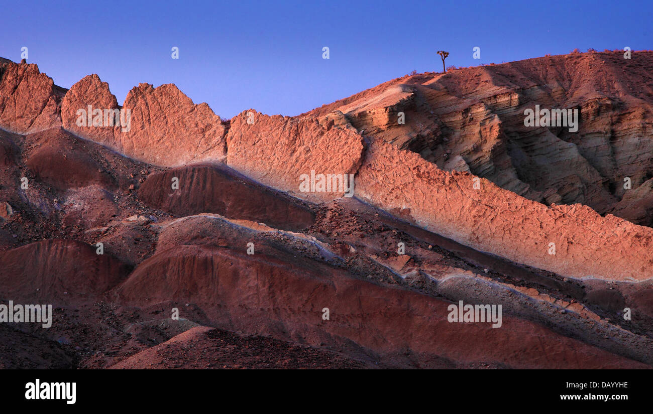 Geology of the Mojave Desert Stock Photo - Alamy