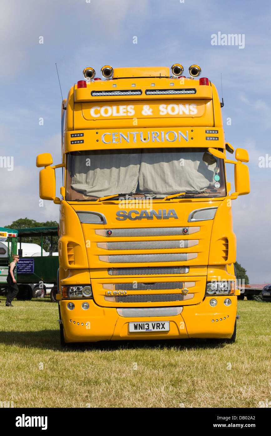 Coles Centurion 101 Scania R500 Stock Photo
