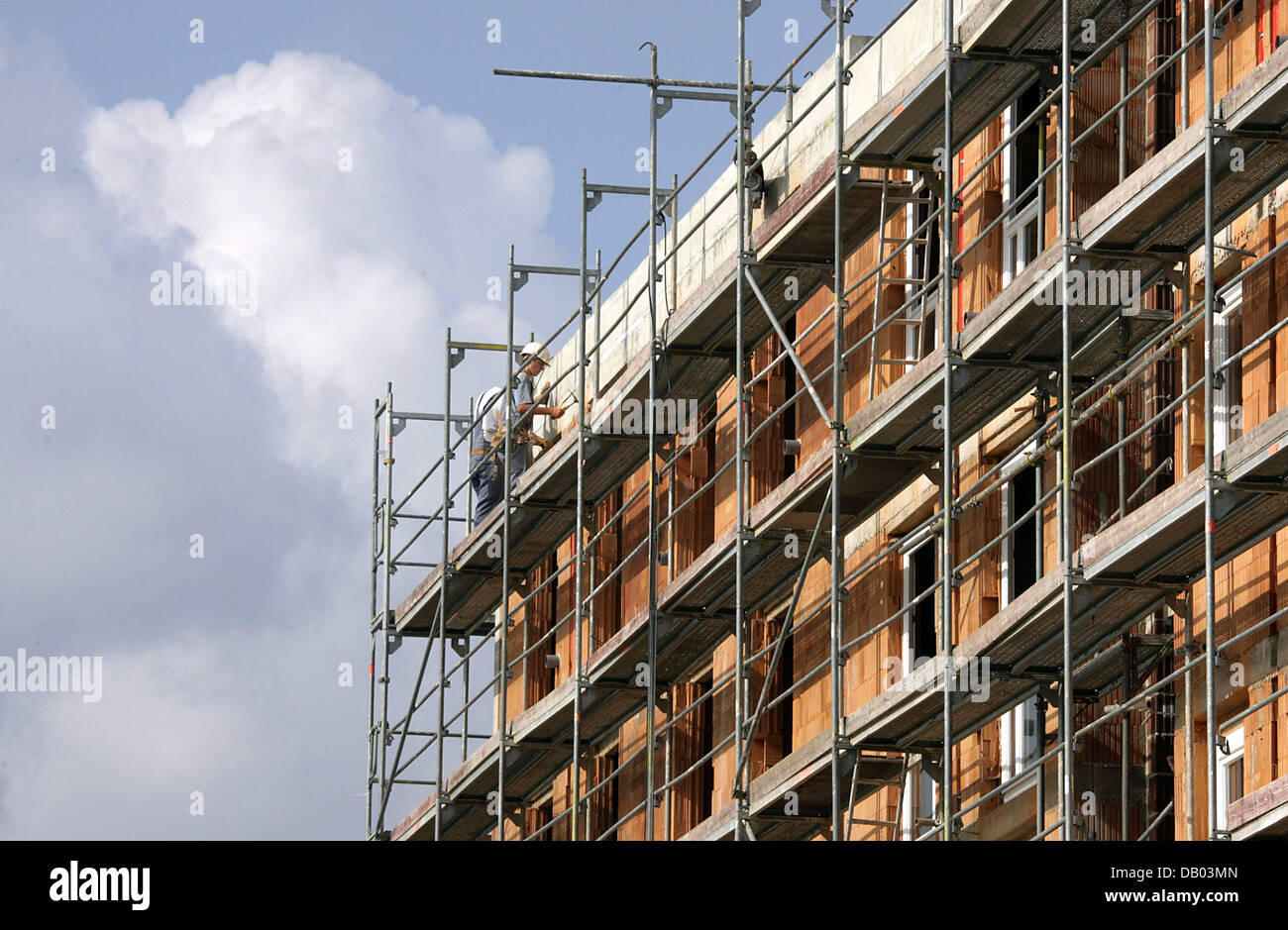 The picture shows a construction site of a multi-storey building in ...