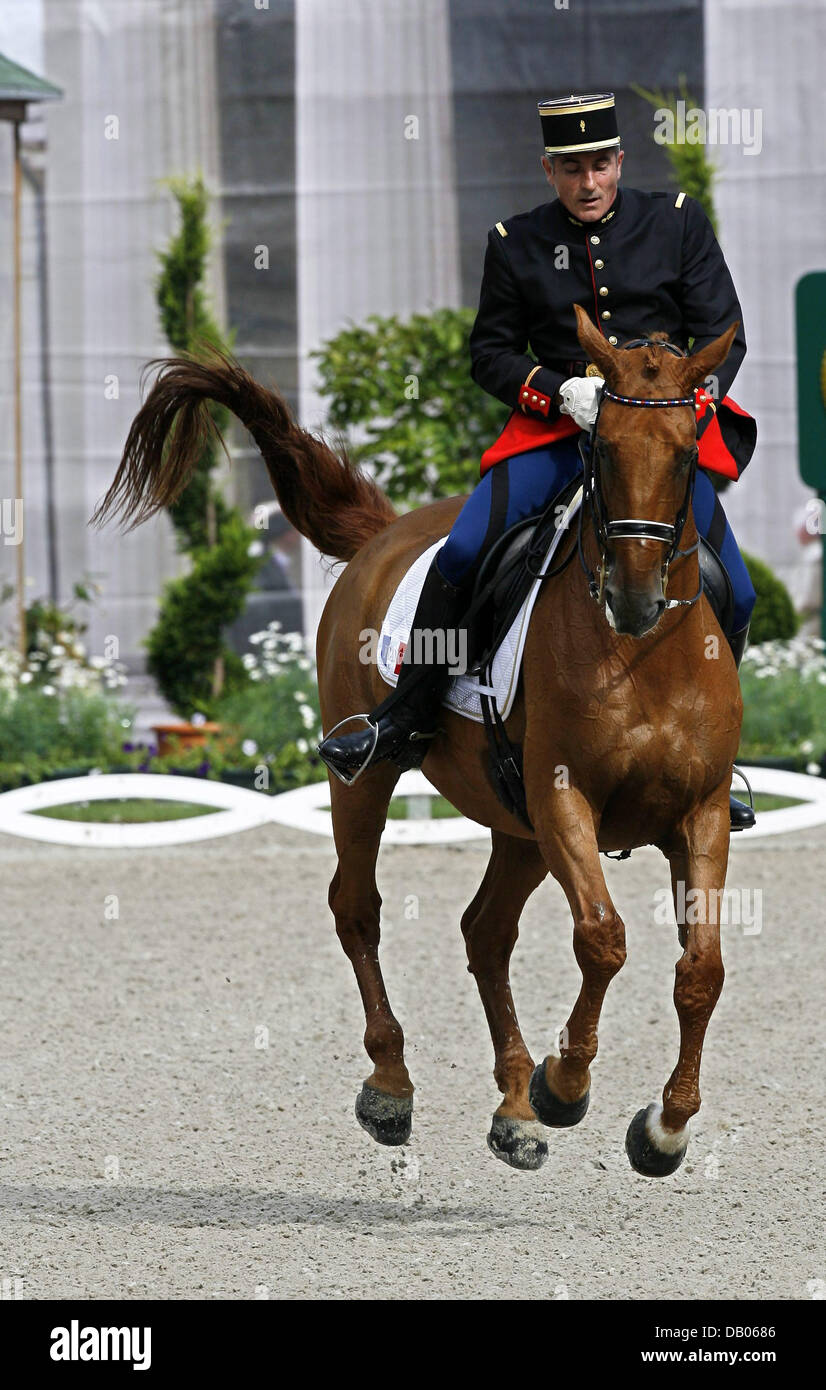 French dressage rider Hubert Perring and his horse 'Diabolo St Maurice' are pictured during the dressage Grand Prix at the World Equestarian Festival CHIO in Aachen, Germany, 05 July 2007. Photo: Jochen Luebke Stock Photo
