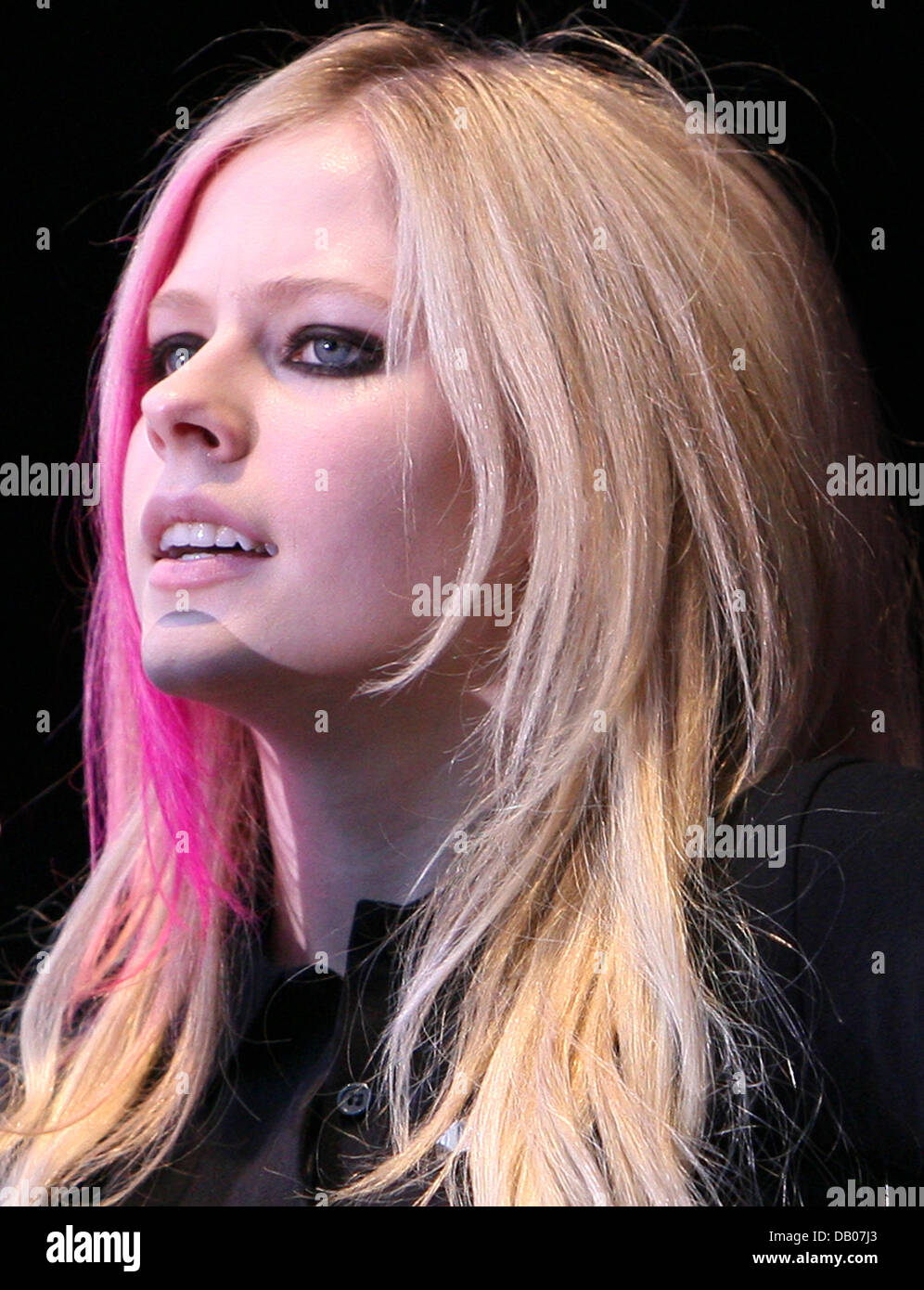 Avril Lavigne Face XI, July