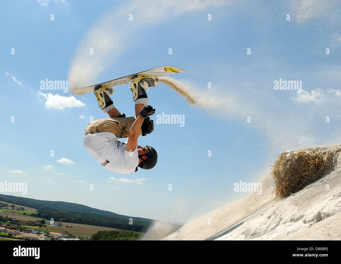 Sandboard Rider Siliceous sand hi-res stock photography and images - Alamy