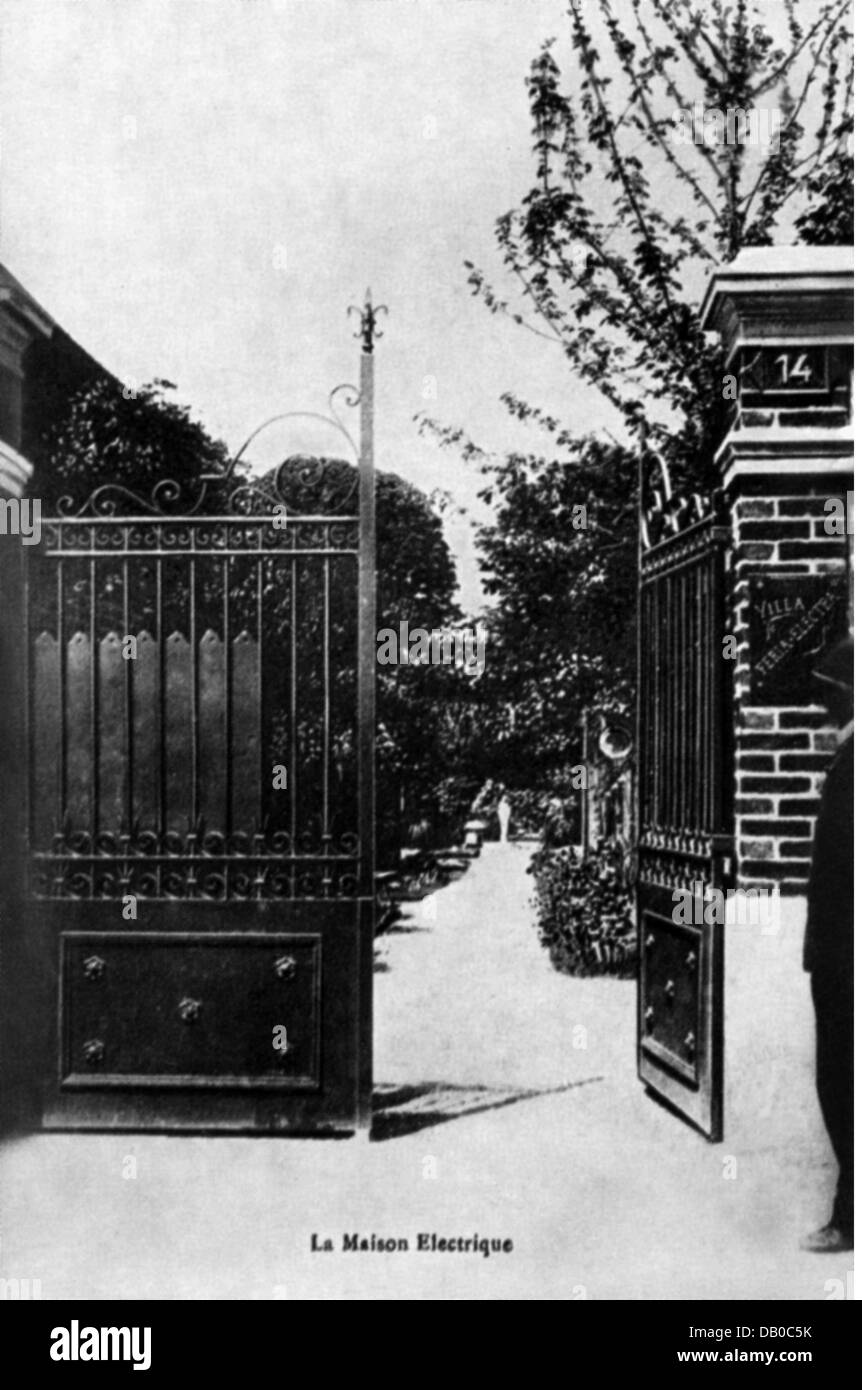 energy, electricity, entrance to the Villa Feria Electra, concept: Georgia Knap (1866 - 1946), Troyes, picture postcard, 1907 / 1908, Additional-Rights-Clearences-Not Available Stock Photo