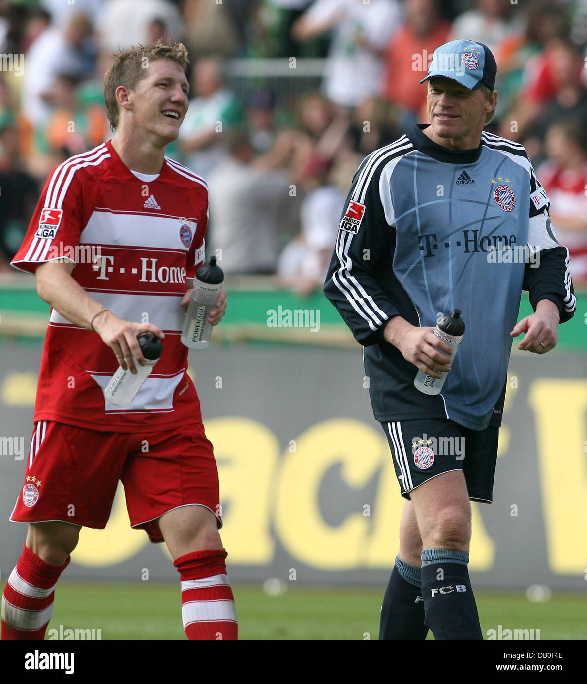 Former Bayern legend aims scathing dig at Oliver Kahn for team's shaky form  :: Live Soccer TV