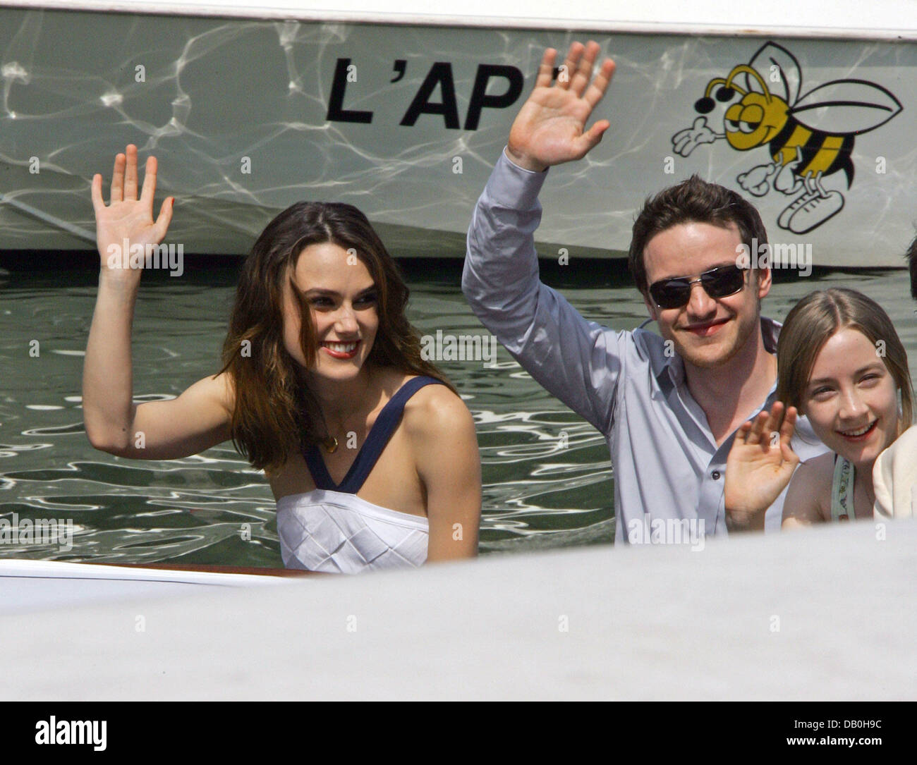 Actors of the opening film 'Atonement', Keira Knightley (L-R),  James McAvoy and Soairse Ronan arrive at a photocall at the opening of the 64th International Venice Film Festival at Palazzo del Casino in Venice, Italy, 29 August 2007. Photo: Hubert Boesl Stock Photo