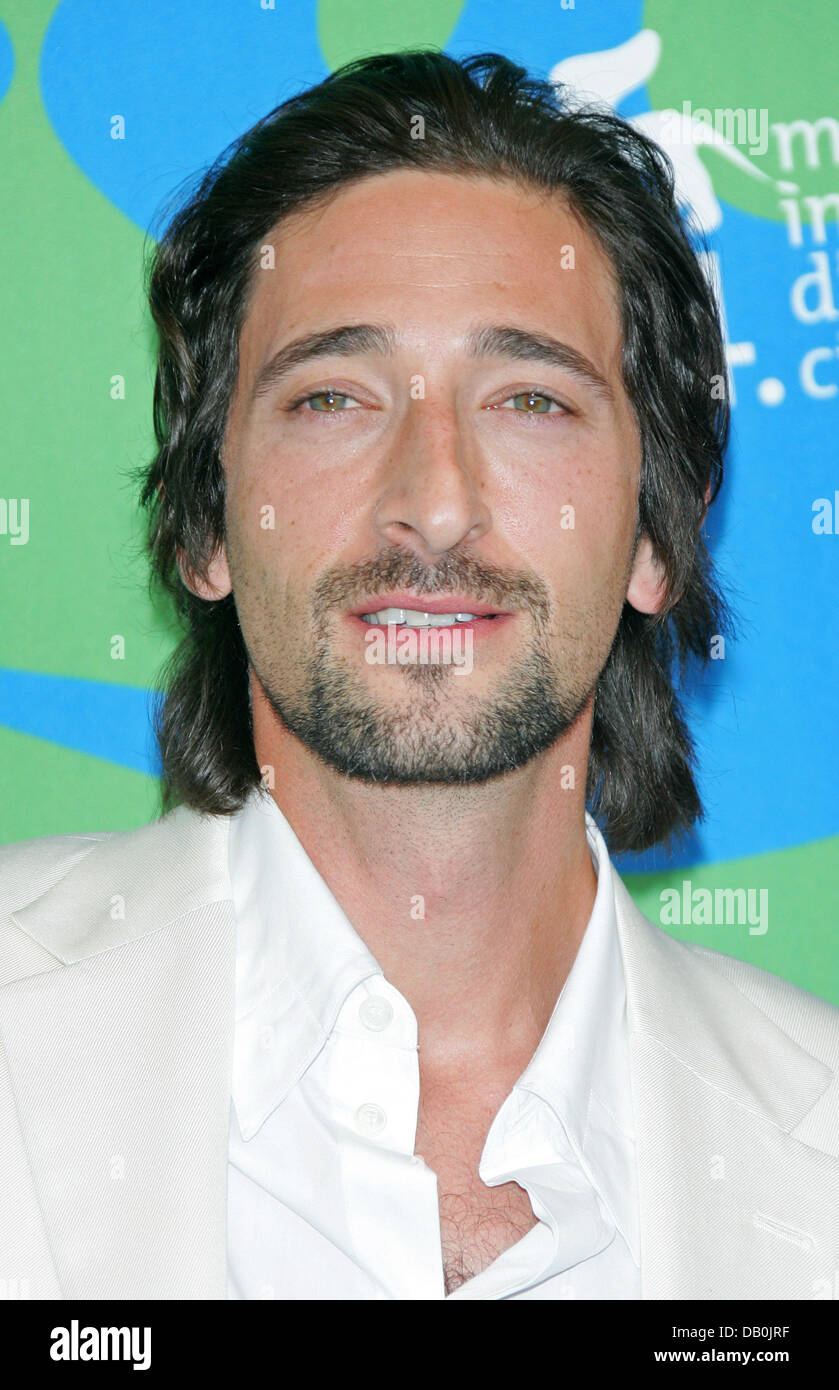 US actor Adrien Brody arrives for the premiere of 'The Darjeeling Limited' at the 64th Venice International Film Festival in Venice, Italy, 03 September 2007. Photo: Hubert Boesl Stock Photo