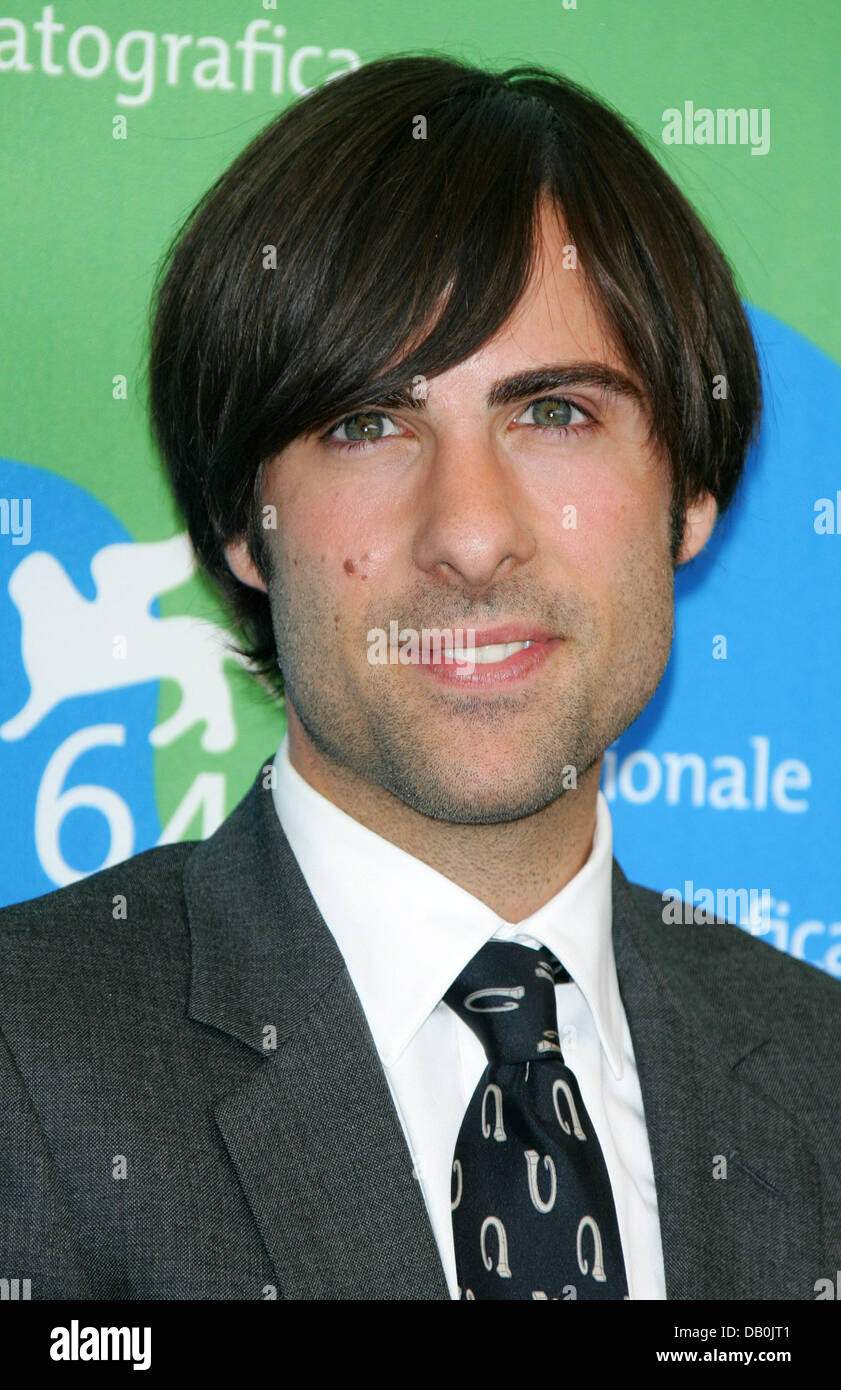 US actor Jason Schwartzman arrives for the premiere of 'The Darjeeling Limited' at the 64th Venice International Film Festival in Venice, Italy, 03 September 2007. Photo: Hubert Boesl Stock Photo